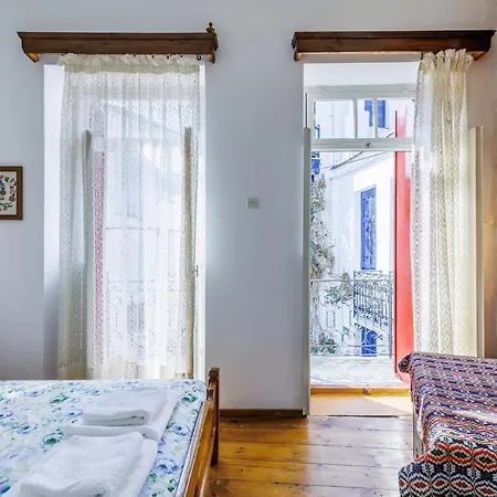 House Vasaki Skopelos Town
