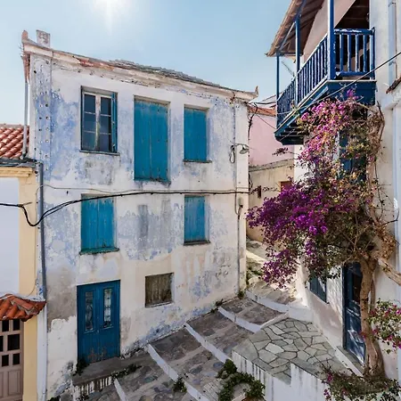 House Vasaki Skopelos Town