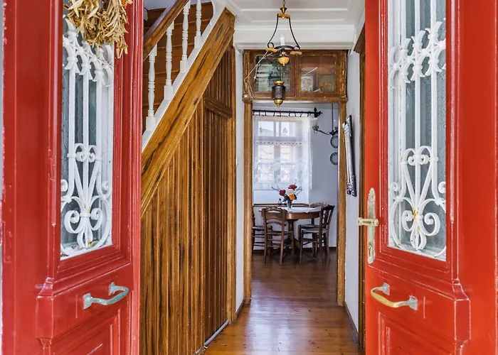 House Vasaki * Skopelos Town