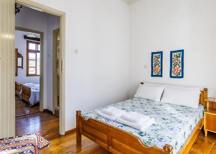 Holiday home House Vasaki Skopelos Town